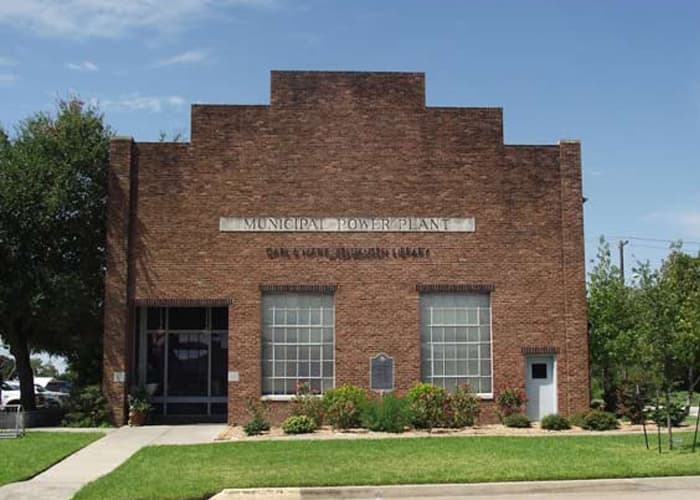 Carl & Mary Welhausen Public Library